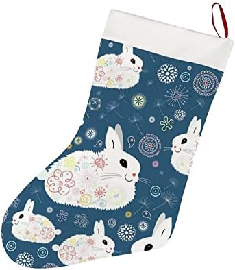 Пимсек бели зајаци Божиќни чорапи, 18 инчи големи Божиќни персонализирани декорации за порибување, цврста висечка јамка за порибување камин