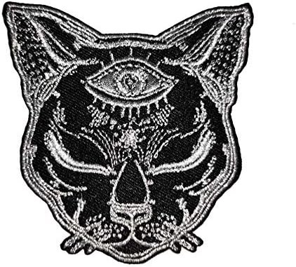 Симпатична лепенка 3,5 '' црна n сребрена египетска мачка со цело гледано око на хорус везено железо на лепенка на лепенка
