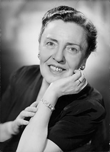 Гроздобер фотографија на портрет на Дороти Гладис „Доди“ Смит.