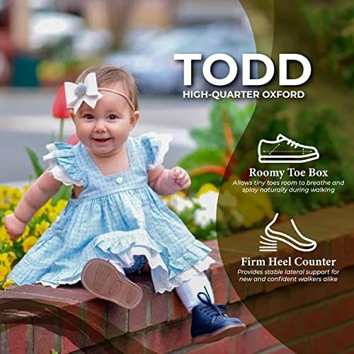 Footmates Todd Lace-Up Bootie Leather Toddler и Baby Shoes Walking со широка кутија за пети и табани за прилагодување, не-означувачки надворешни