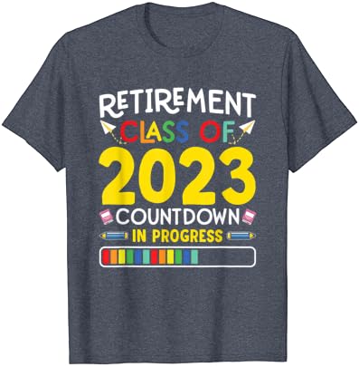 Пензионерска класа од 2023 година одбројување во маица за подароци за наставници