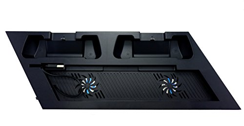 Viyatech PS4 Вертикален штанд 【2017 Нови модели】 Двојни вентилатори за ладење за PS4 - две станици за полнење со 5 USB порти -2 брзина