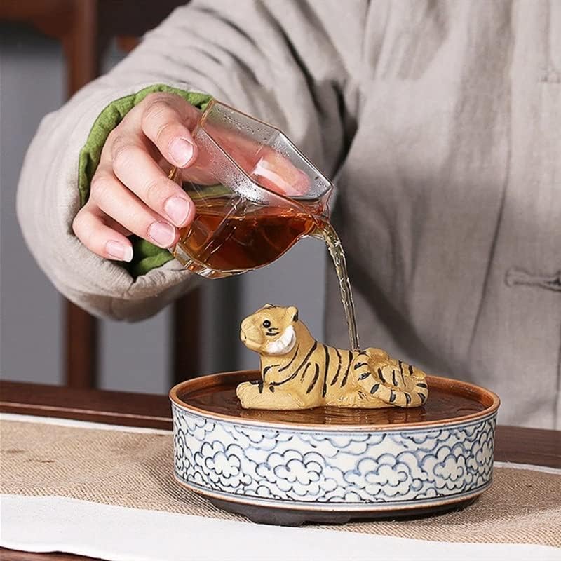 Орнаменти за миленичиња со пурпурна глина од глина, креативна тигар скулптура може да подигне декорација за чај