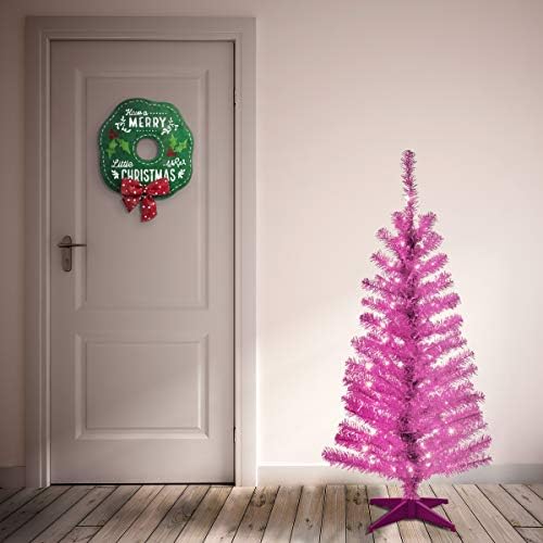 Национална компанија за дрво пред осветлување вештачко новогодишно дрво, розово ливче, бели светла, вклучува штанд, 4 стапки