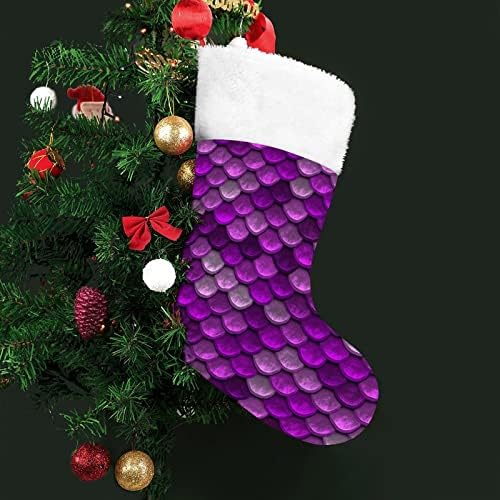 Виолетова сирена или риба скали Божиќ виси чорапи за порибување за Божиќно дрво од камин