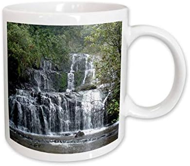 3drose Зачудувачки Пуракаунуи водопад дождовни шуми на керамичката кригла од Нов Зеланд, 11-унца