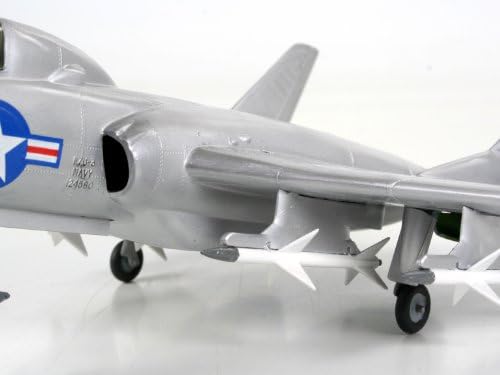 Revell of Germany F-7U-3 Cutlass