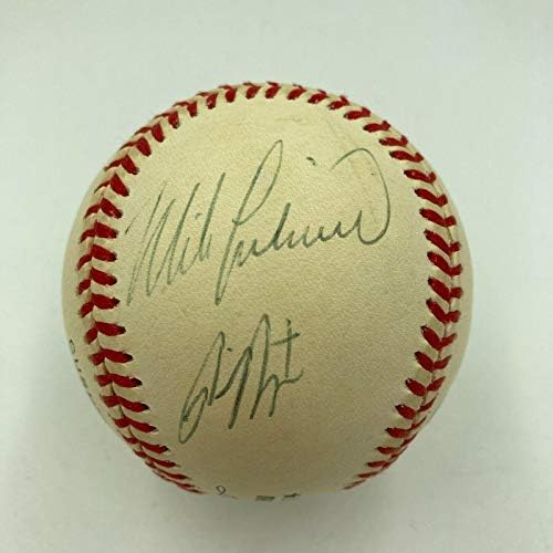 Мајк Либетал потпиша автограмиран официјален бејзбол на Националната лига - автограмирани бејзбол
