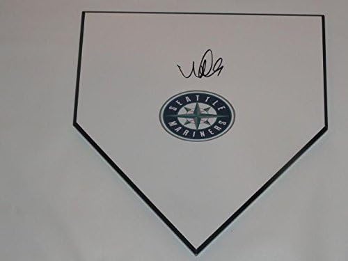 Norichika Aoki потпиша домашна плоча Сиетл Маринерс Нори Автограмирана - Играта MLB користеше бази