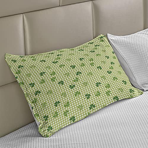 Ambesonne ирски плетен ватенка перница, ретро класична карирана шема со зелени шами, растителни растенија, стандардни капаци за перница со големина на кралот за спална